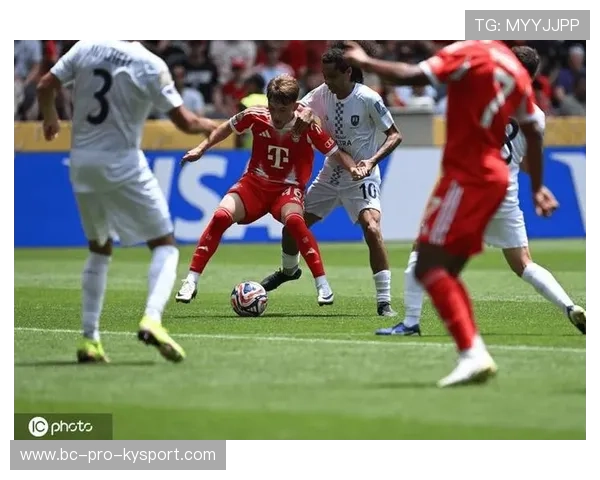 卡尔带领拜仁逆袭葡萄牙体育，3-1大胜